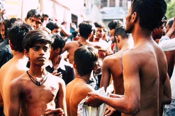 Варанаси Индия Ноябрь 2018 Вид Неизвестных Шиитские Мусульмане Используют Цепи — стоковое фото