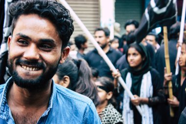 Varanasi Hindistan 17 Kasım 2018 bilinmeyenli Şii Müslümanlar görünümünü Aşure anmalar Varanasi Arap bölgesi içinde bir parçası olarak bir alay katılın