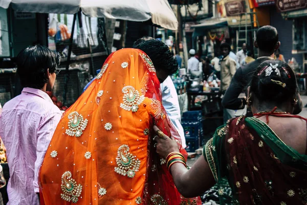 Varanasi Índia Novembro 2018 Vista Povo Indiano Desconhecido Indo Casamento — Fotografia de Stock