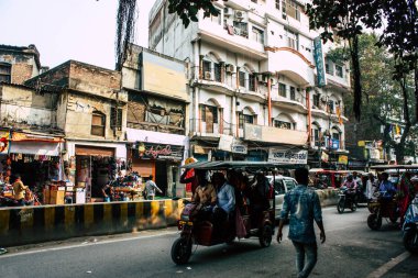 Varanasi Hindistan 11 Kasım 2018 cephe sokaklarda Varanasi öğleden sonra binaların görünümünü
