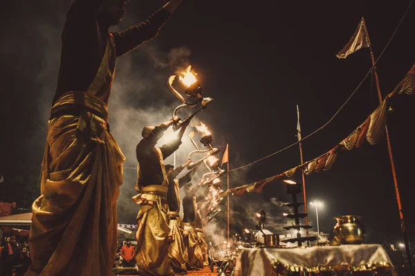 Varanasi Índia Novembro 2018 Vista Cerimônia Ganga Aarti Assi Ghat — Fotografia de Stock