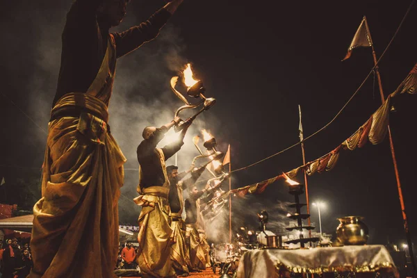 Varanasi Índia Novembro 2018 Vista Cerimônia Ganga Aarti Assi Ghat — Fotografia de Stock