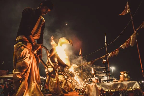 Varanasi India Noviembre 2018 Vista Ceremonia Del Ganga Aarti Assi —  Fotos de Stock