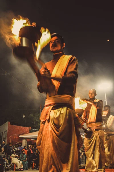 Varanasi India Noviembre 2018 Vista Ceremonia Del Ganga Aarti Assi —  Fotos de Stock