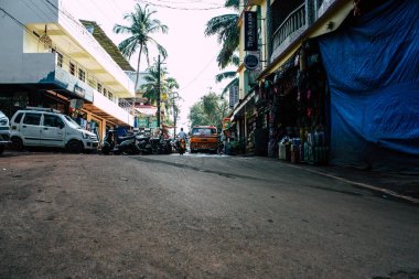 Arambol Goa Hindistan 24 Kasım 2018 sabah Arambol sokaklarda görünümünü