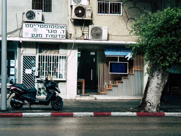 イスラエル テルアビブ 2018 日午後にテル アビブの通りの建物の表示 — ストック写真