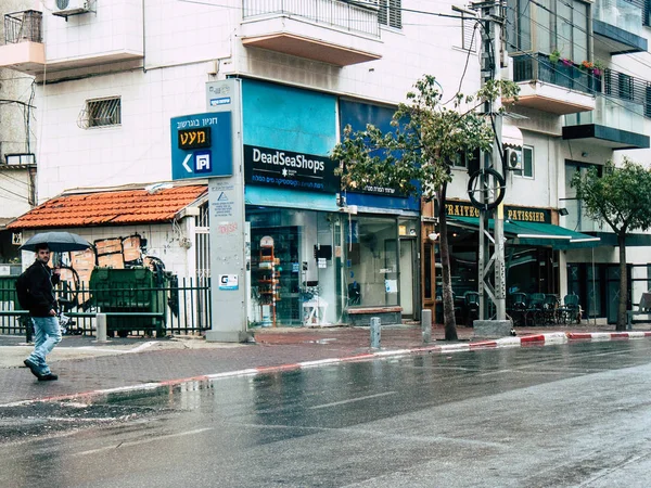 特拉维夫以色列 2019年1月17日2019年1月17日下午在特拉维夫街头行走的以色列人的未知观 — 图库照片