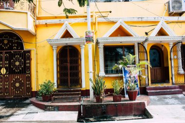 Pondicherry Tamil Nadu Hindistan 21 Ocak 2018 Labourdonnais sokak görünümünü yer alan Fransız Sömürge şehir Pondicherry beyaz Town bölgesinde, sabah