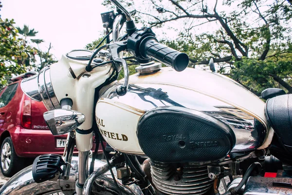 Pondicherry Tamil Nadu India Enero 2019 Vista Una Motocicleta Royal —  Fotos de Stock