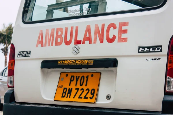 Pondicherry Tamil Nadu India Enero 2018 Vista Una Ambulancia Estacionada —  Fotos de Stock