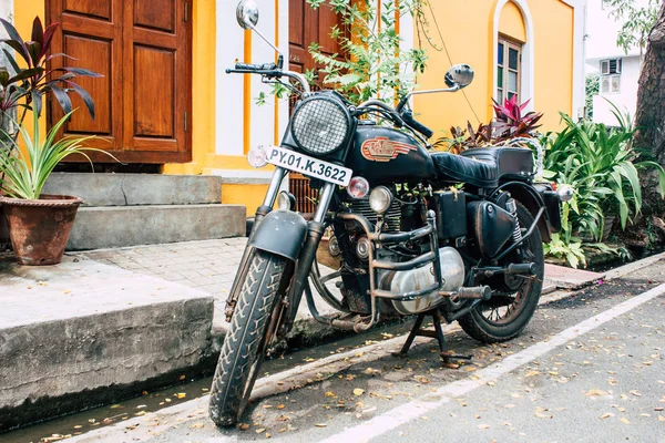 Pondicherry Tamil Nadu India Enero 2019 Vista Una Motocicleta Royal — Foto de Stock