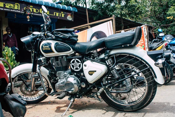 Pondicherry Tamil Nadu India Enero 2019 Vista Una Motocicleta Royal —  Fotos de Stock