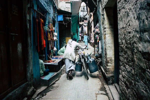 Varanasi India November 2018 Weergave Van Onbekende Indische Mensen Lopen — Stockfoto