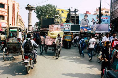 Varanasi Hindistan 11 Kasım 2018 Varanasi sokaklarında öğleden sonra görünümünü