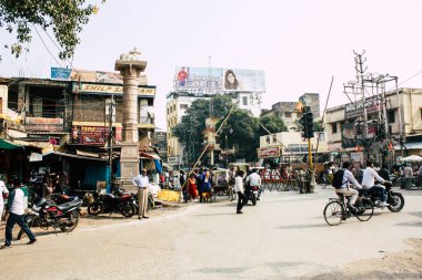 Varanasi Hindistan 11 Kasım 2018 Varanasi sokaklarında öğleden sonra görünümünü