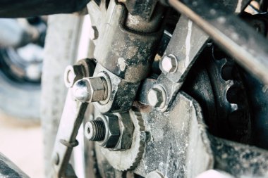Hampi İstanbul Türkiye 19 Aralık 2018 Royal Enfield motosiklet görünümünü Park Hampi sokaklarında sabah