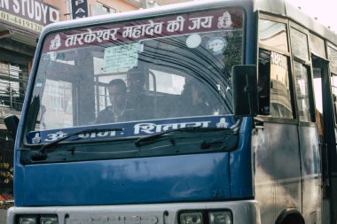 Katmandu Nepal 20 Ocak 2019 Katmandu sokaklarda akşam trafik sıkışıklığı görünümünü