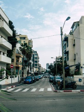 Tel Aviv İsrail 12 Aralık 2018 öğleden sonra Tel Aviv sokaklarında binaların görünümü