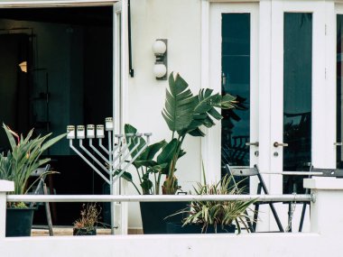 Tel Aviv İsrail 12 Aralık 2018 öğleden sonra Tel Aviv sokaklarında binaların görünümü