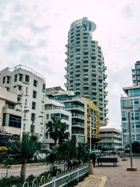 Tel Aviv İsrail 12 Aralık 2018 öğleden sonra Tel Aviv sokaklarında binaların görünümü