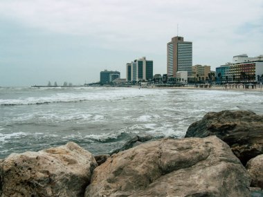 Tel Aviv İsrail 12 Aralık 2018 öğleden sonra Tel Aviv sokaklarında binaların görünümü