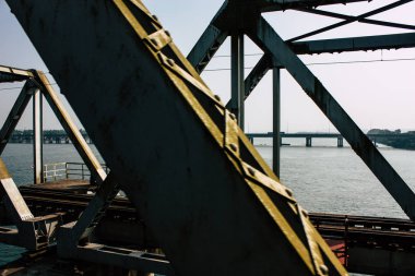 Gokarna Karnataka Hindistan 25 Ocak 2019 akşam Gokarna ve Mangalore arasında southen Hint Konkan demiryolu görünümünü