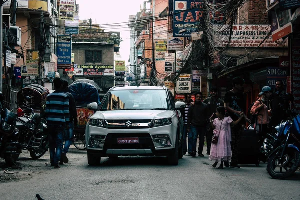 Katmandu Nepal 20 Ocak 2019 Katmandu sokaklarda akşam trafik sıkışıklığı görünümünü