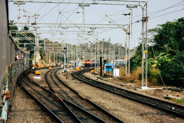 Gokarna Karnataka 印度2019年1月25日晚上在 Gokarna Mangalore 之间的南部印第安人 Konkan 铁路的看法 — 图库照片