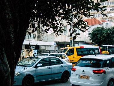 Tel Aviv İsrail 5 Şubat 2019 geleneksel İsrail taksi öğleden sonra Tel Aviv sokaklarında görünümünü