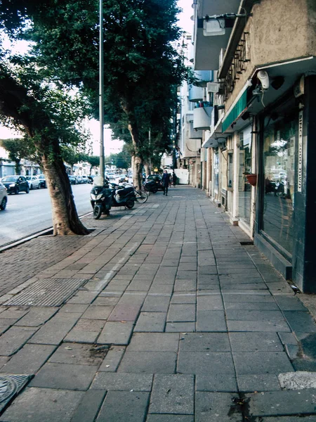 特拉维夫以色列 2019年2月9日2019年2月9日下午在特拉维夫街头行走的以色列人的未知观 — 图库照片