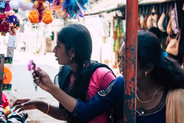 Gokarna Karnataka Índia Fevereiro 2019 Vista Pessoas Desconhecidas Andando Estrada — Fotografia de Stock