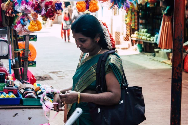 Gokarna Karnataka Índia Fevereiro 2019 Vista Pessoas Desconhecidas Andando Estrada — Fotografia de Stock