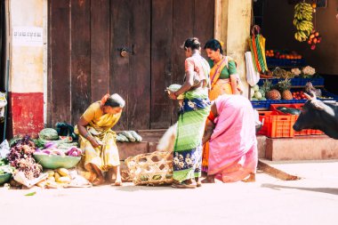 Gokarna Karnataka Hindistan 11 Şubat 2019 Gokarna şehrin ana yol öğleden sonra bilinmeyen insanlar görünümünü