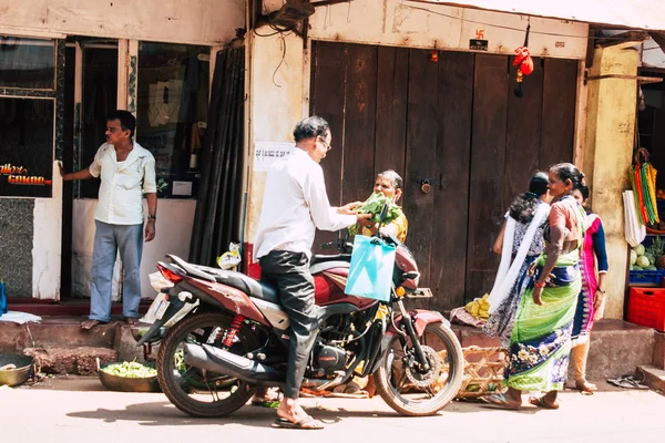 Gokarna Karnataka India Lutego 2019 Widok Nieznanych Ludzi Chodzących Głównej — Zdjęcie stockowe