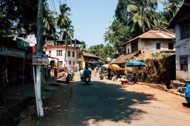 Gokarna Karnataka Hindistan 11 Şubat 2019 Gokarna şehrin ana yol öğleden sonra bilinmeyen insanlar görünümünü