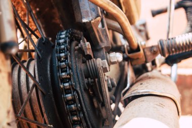 Gokarna Karnataka Hindistan 13 Şubat 2019 Closeup Royal Enfield motosiklet Park Gokarna şehrin ana yol sabah