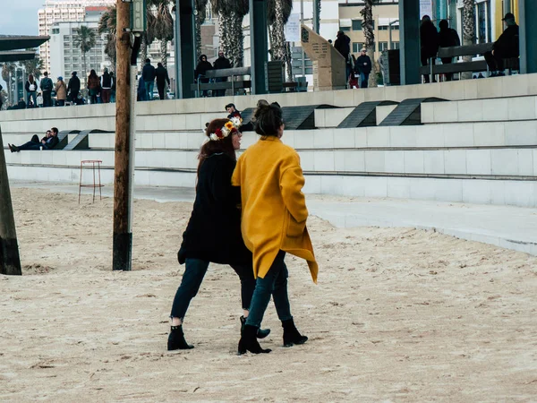 Tel Aviv Israel Fevereiro 2019 Vista Pessoas Israelenses Desconhecidas Divertindo — Fotografia de Stock