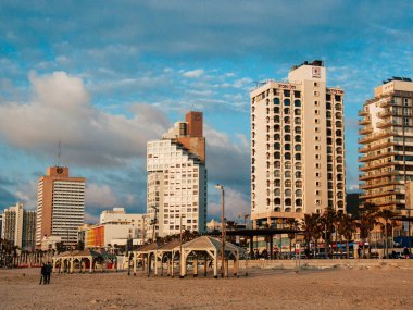 Tel Aviv İsrail 20 Şubat 2019 eğleniyor plaj Tel Aviv tarihinde öğleden sonra bilinmeyen İsrail halkının görünümü