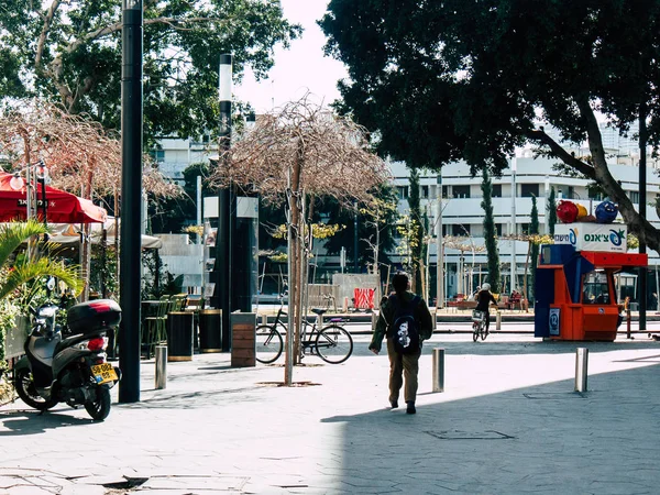 Tel Aviv Israel Fevereiro 2019 Vista Pessoas Israelenses Desconhecidas Andando — Fotografia de Stock