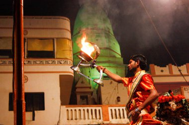 Varanasi Hindistan 7 Kasım 2018 Varanasi Dashashwamedh Ghat Ganga Aarti törende görünümünü