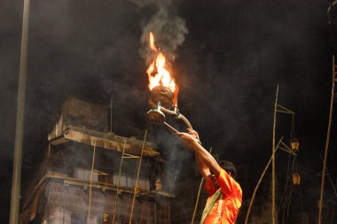 Varanasi Hindistan 7 Kasım 2018 Varanasi Dashashwamedh Ghat Ganga Aarti törende görünümünü