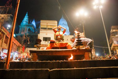 Varanasi Hindistan 7 Kasım 2018 Varanasi Dashashwamedh Ghat Ganga Aarti törende görünümünü