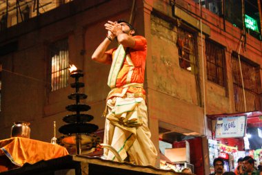 Varanasi Hindistan 7 Kasım 2018 Varanasi Dashashwamedh Ghat Ganga Aarti törende görünümünü