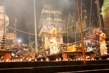 Varanasi Hindistan 7 Kasım 2018 Varanasi Dashashwamedh Ghat Ganga Aarti törende görünümünü