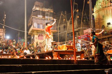 Varanasi Hindistan 7 Kasım 2018 Varanasi Dashashwamedh Ghat Ganga Aarti törende görünümünü