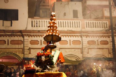 Varanasi Hindistan 7 Kasım 2018 Varanasi Dashashwamedh Ghat Ganga Aarti törende görünümünü