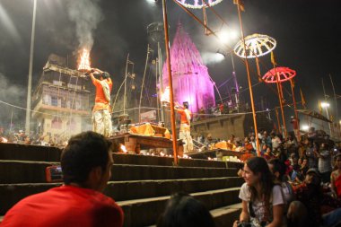 Varanasi Hindistan 7 Kasım 2018 Varanasi Dashashwamedh Ghat Ganga Aarti törende görünümünü