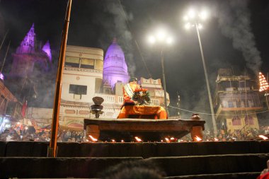 Varanasi Hindistan 7 Kasım 2018 Varanasi Dashashwamedh Ghat Ganga Aarti törende görünümünü