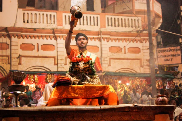 Varanasi Hindistan 7 Kasım 2018 Varanasi Dashashwamedh Ghat Ganga Aarti törende görünümünü