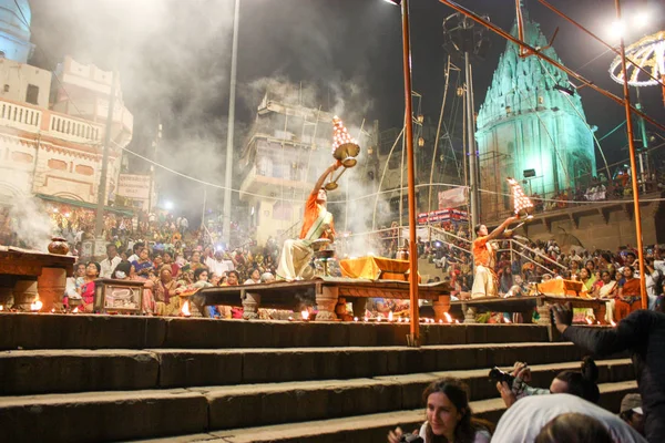 Varanasi Indien November 2018 Visa Ganga Aarti Ceremonin Suraj Ghat — Stockfoto